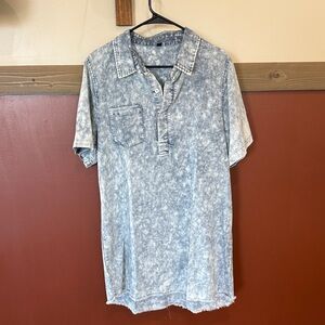 Woman’s Denim Short Sleeve Dress